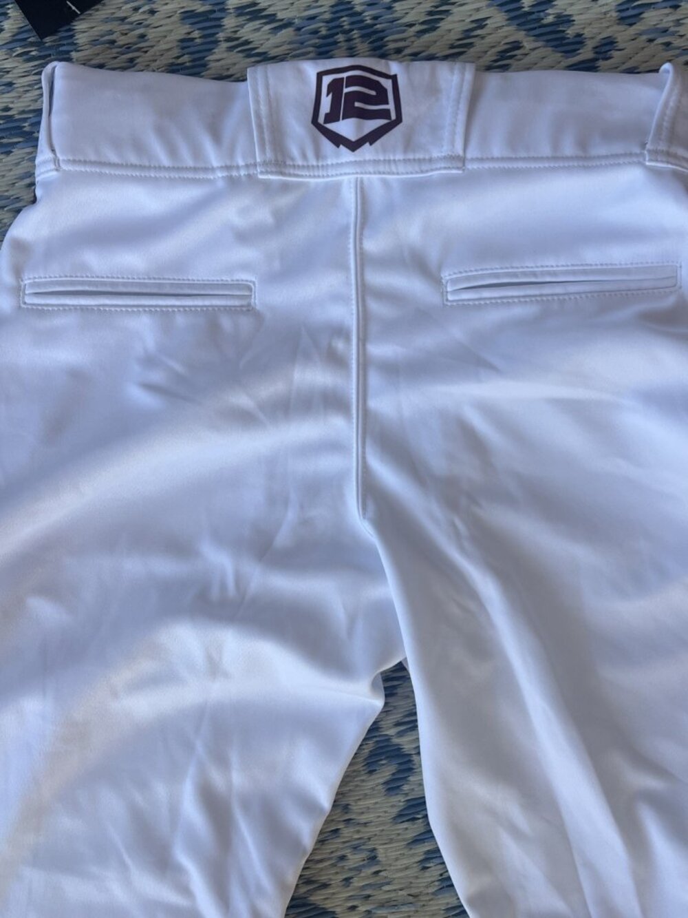 Balance Baseball Size Medium Men Stripes On Cuff Pants Open Maroon Side New - Picture 4 of 5